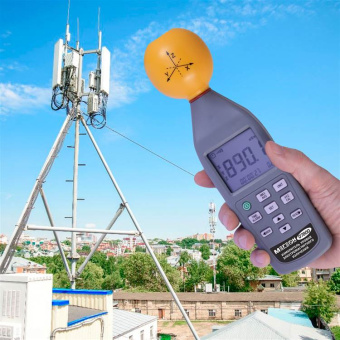 megeon-07800-izmeritel-urovnya-elektromagnitnogo-izlucheniya