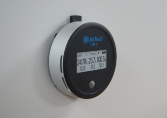termogigrometr_barometr-unitess-thb_1-s-radiokanalom