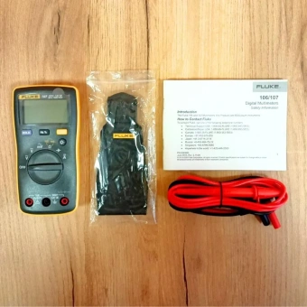 Мультиметр Fluke 107 с подсветкой дисплея, цифровой, функция измерения частоты и коэффициента заполнения, Госреестр СИ